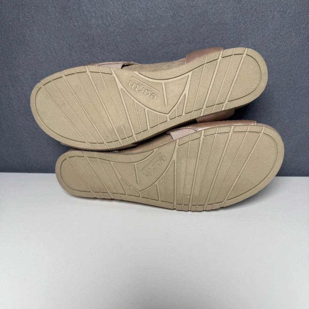 Earth Brand Rose Gold Ankle Strap Leather Sandals Women's Size 8.5M